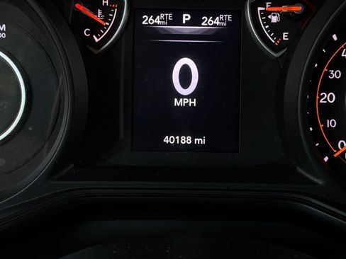Used 2025 Jeep Wrangler Unlimited Sport AWD/4WD image 37