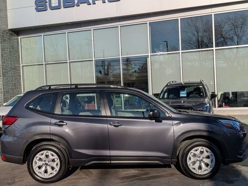 Used 2022 Subaru Forester image 2
