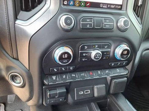 Used 2021 GMC Sierra 3500 Denali w/ Denali Ultimate Package image 12