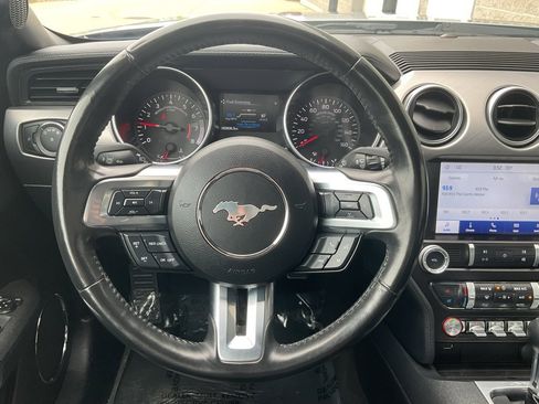 Used 2022 Ford Mustang Premium image 12