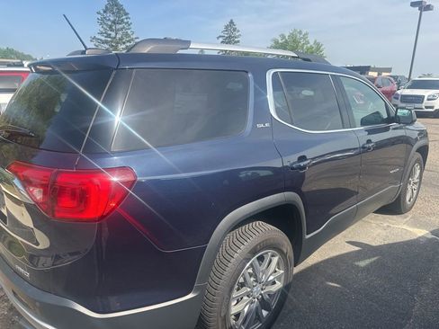 Used 2017 GMC Acadia SLE w/ Driver Alert Package I AWD/4WD image 8