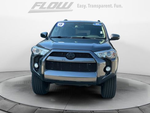Used 2019 Toyota 4Runner SR5 Premium AWD/4WD image 3