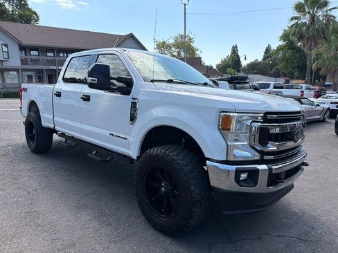 Used 2020 Ford F250 XLT w/ XLT Value Package AWD/4WD image 5