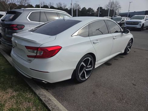 Used 2019 Honda Accord Sport image 4