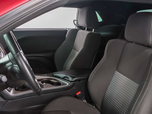 Used 2022 Dodge Challenger R/T image 23