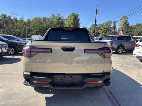 Used 2024 Hyundai Santa Cruz SEL image 9