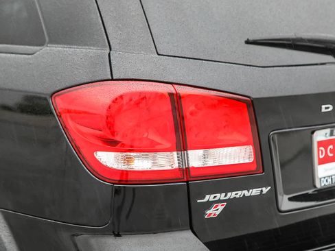 Used 2019 Dodge Journey GT AWD/4WD image 9