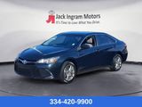 Used 2017 Toyota Camry SE image 1
