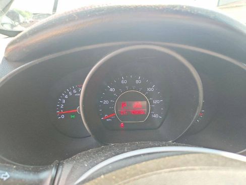 Used 2014 Kia Soul + FWD image 4
