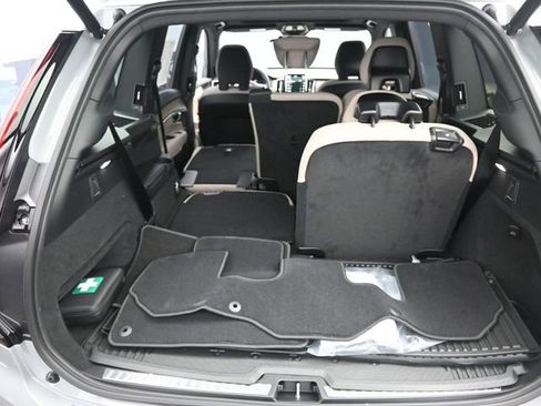 Used 2026 Volvo XC90 B6 Plus w/ Protection Package Premier image 25