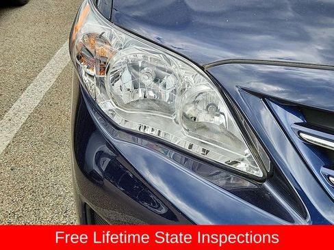 Used 2013 Toyota Corolla LE FWD image 2