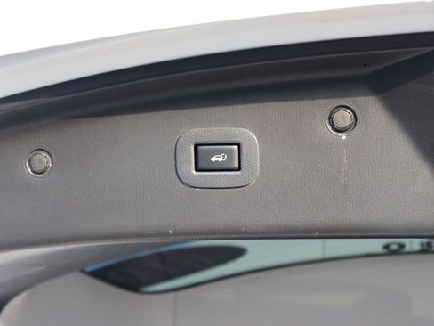 Used 2019 Nissan Armada SL w/ Premium Package image 16