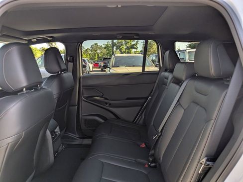 New 2026 Jeep Cherokee Limited image 14