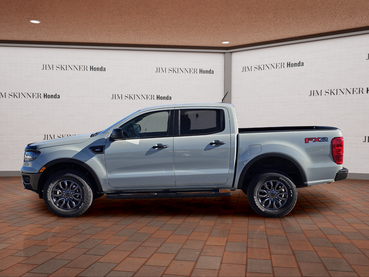 Used 2022 Ford Ranger XLT w/ Equipment Group 302A High RWD image 14