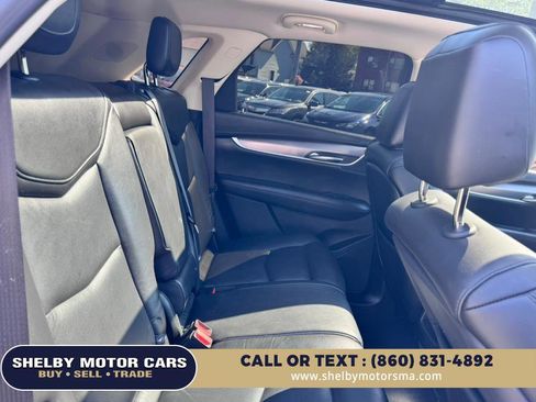 Used 2018 Cadillac XT5 Premium Luxury image 17