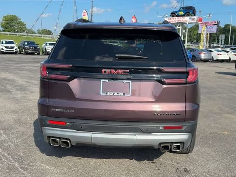 Used 2024 GMC Acadia Elevation w/ Luxury Package FWD image 6