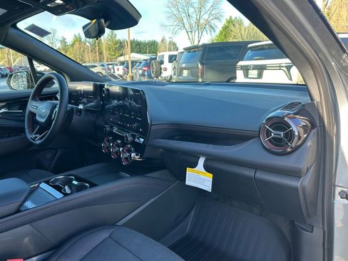 New 2026 Chevrolet Blazer EV RS AWD/4WD image 26