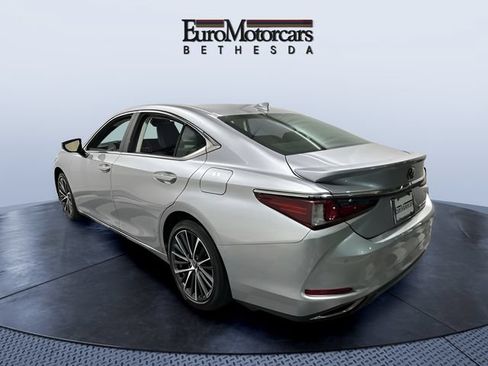 Used 2022 Lexus ES 350 w/ Premium Package FWD image 3