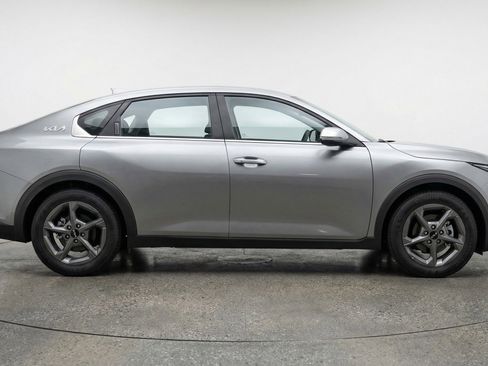 Used 2025 Kia K4 LXS image 11