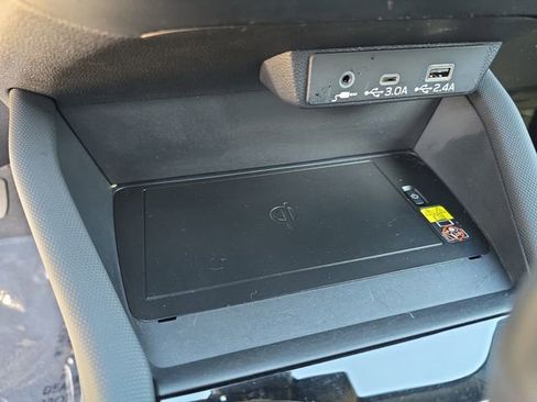 Certified 2025 Subaru Forester Limited image 20