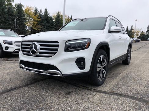 New 2026 Mercedes-Benz GLB 250 GLB 250 image 3