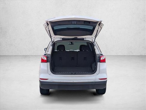 Used 2018 Chevrolet Equinox LS FWD image 6