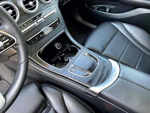 Used 2020 Mercedes-Benz GLC 300 image 14