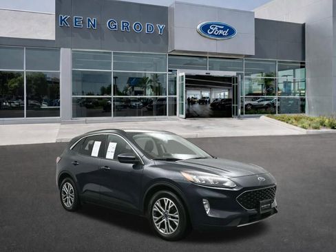 Used 2022 Ford Escape SEL image 1