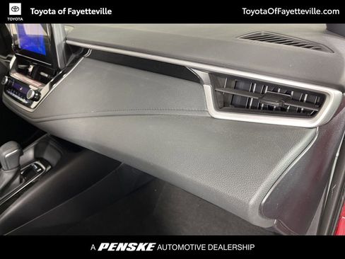 Certified 2025 Toyota Corolla SE image 12
