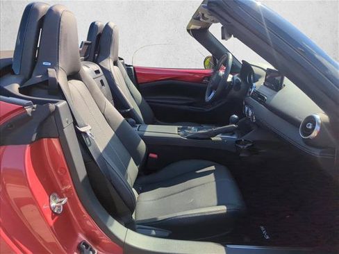 Used 2026 MAZDA MX-5 Miata Grand Touring RWD image 21
