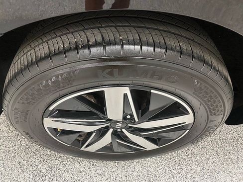 Used 2021 Kia Sorento S w/ Panoramic Sunroof Package image 21