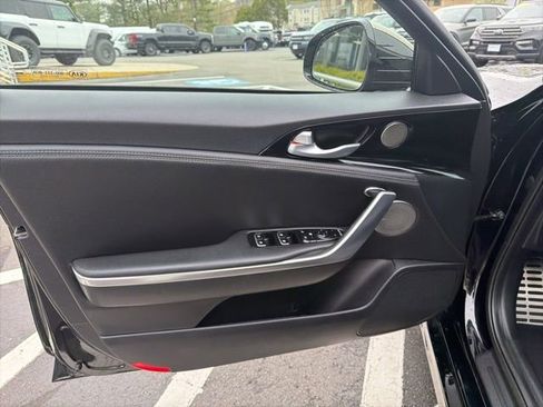 Used 2020 Kia Stinger GT-Line w/ Sun & Sound Package AWD/4WD image 12