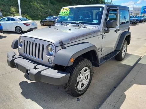 Used 2014 Jeep Wrangler Sport AWD/4WD image 5