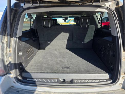 Used 2015 GMC Yukon XL SLT AWD/4WD image 6