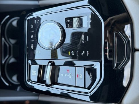 Used 2025 BMW 530i image 17