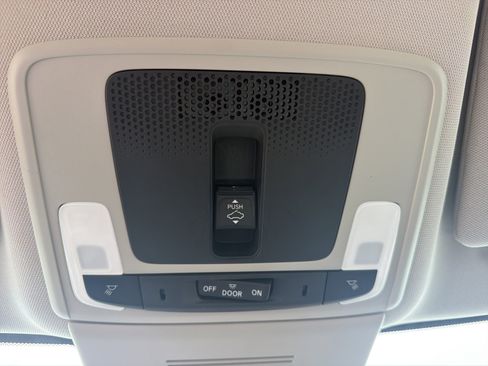 Certified 2022 Honda Civic EX image 35