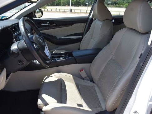 Used 2017 Nissan Maxima Platinum w/ Interior Lighting Package FWD image 22