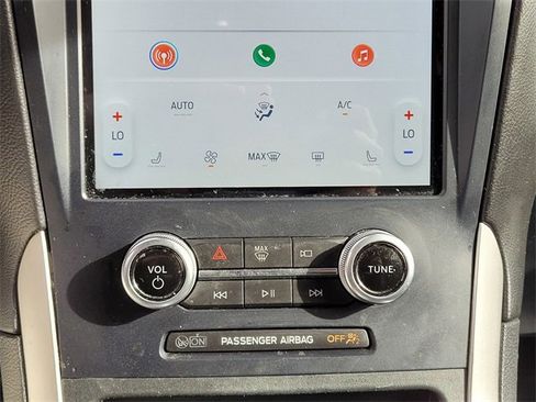 Used 2023 Ford Edge SEL image 21