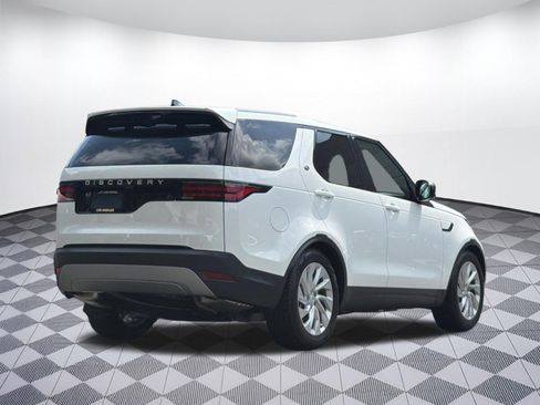 Used 2025 Land Rover Discovery S AWD/4WD image 9