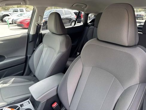 Used 2025 Subaru Crosstrek 2.0i Premium w/ Convenience Package #2 image 9