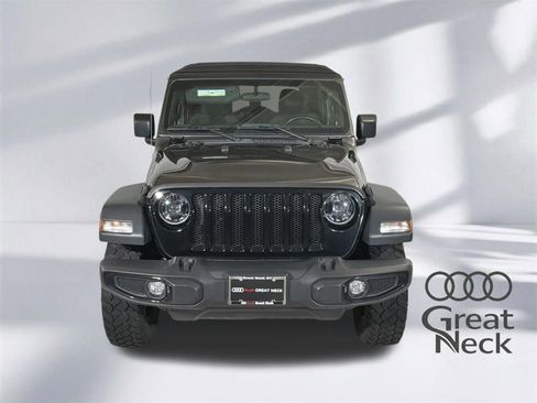 Used 2023 Jeep Wrangler Unlimited Sport AWD/4WD image 21