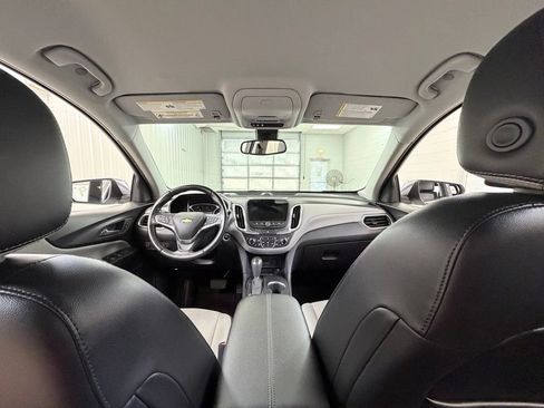 Used 2020 Chevrolet Equinox Premier AWD/4WD image 29