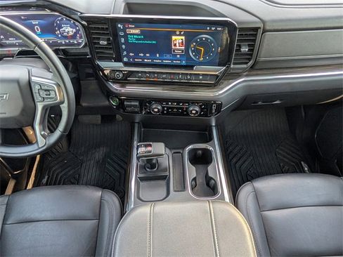 Used 2024 Chevrolet Silverado 1500 LT Trail Boss w/ LT Trail Boss Premium Package image 7