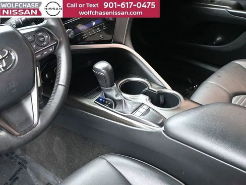 Used 2023 Toyota Camry SE FWD image 18
