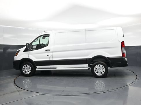 Certified 2025 Ford Transit 250 Low Roof w/ Exterior Upgrade Package RWD image 19