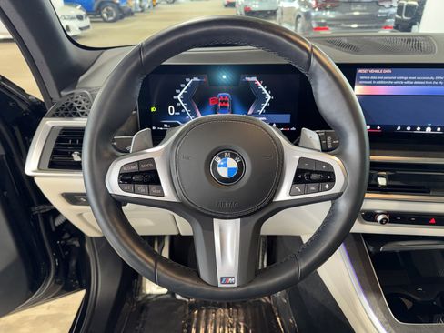 Used 2024 BMW X5 sDrive40i w/ M Sport Package RWD image 12