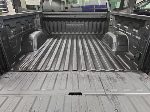 New 2026 GMC Sierra 1500 SLT w/ SLT Premium Package AWD/4WD image 12