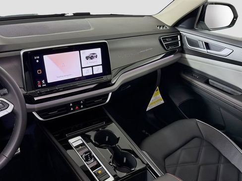 New 2026 Volkswagen Atlas Peak Edition AWD/4WD image 24