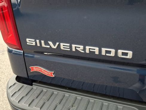 Used 2022 Chevrolet Silverado 1500 RST w/ Z71 Off-Road Package AWD/4WD image 26