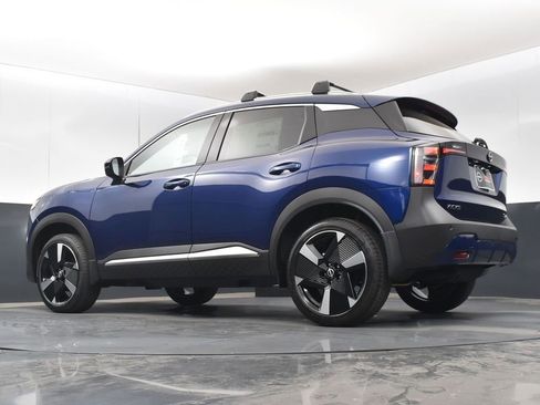 New 2026 Nissan Kicks SR w/ Cold Weather Package AWD/4WD image 40